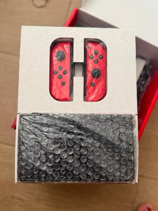 Nintendo Switch OLED Mario Red Ed.