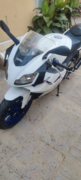 Aprilia RS 125 2T Blanca