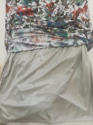 Vestido estampado floral manga larga