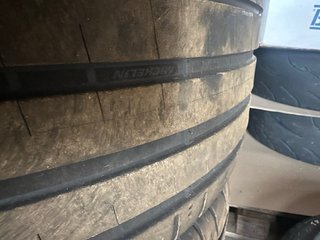 Neumáticos Michelin Pilot Sport 4 235/40/18