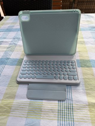 Funda iPad 11 con Teclado Bluetooth