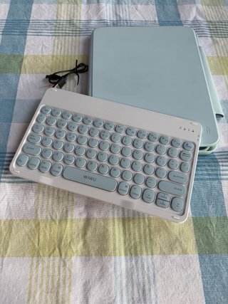 Funda iPad 11 con Teclado Bluetooth