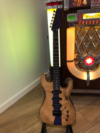 Guitarra Eléctrica Epoxi Madera