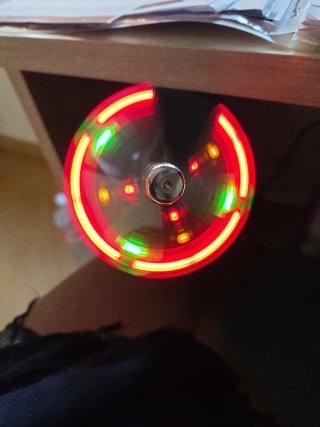 Ventilador USB Hama con LEDs de Colores