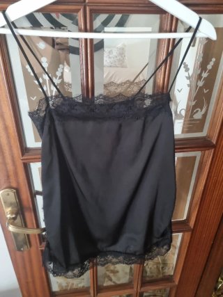 Top tirantes encaje negro nuevo