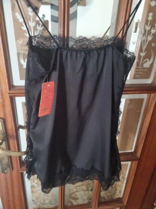 Top tirantes encaje negro nuevo