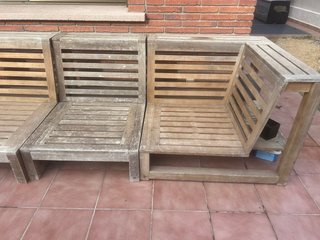 4 estructuras de sofa jardin y mesa madera