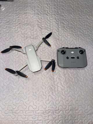 DJI Mini 2 Fly More Combo