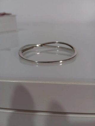 Pulsera rígida PANDORA "Brazalete Entrelazado"
