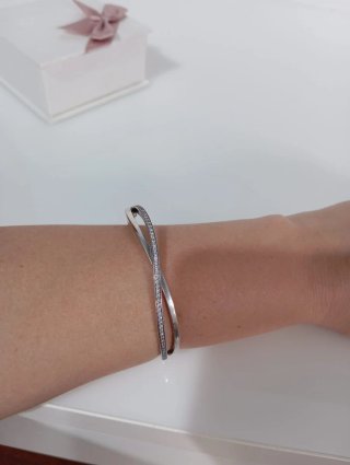 Pulsera rígida PANDORA "Brazalete Entrelazado"