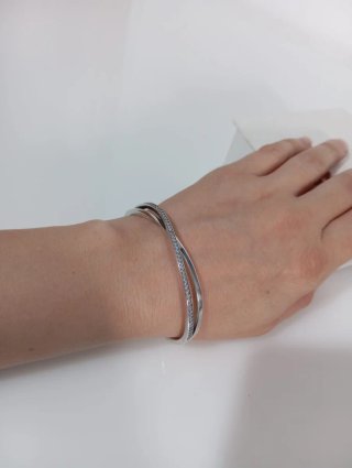 Pulsera rígida PANDORA "Brazalete Entrelazado"
