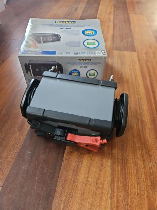 Cargador Batería Coche Norauto HF 400 12V