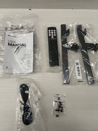 Mando, patas y cable TV Hisense