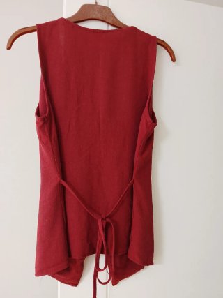 Top Poeselle Rojo Botones