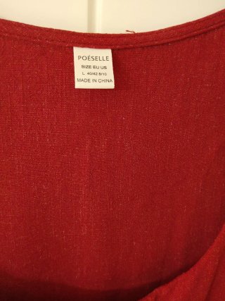 Top Poeselle Rojo Botones