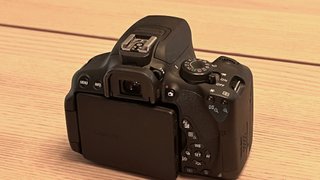 Canon EOS 700D + Accesorios