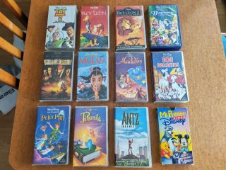 Lote 12 Películas VHS Disney y Animación