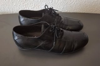 Zapatos NAVA sport de piel Negros.