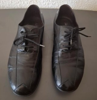 Zapatos NAVA sport de piel Negros.
