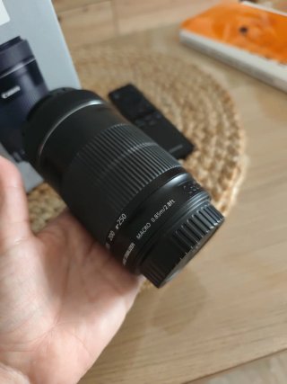 Canon EFS 55-250mm Zoom Lens. Sin usar. En su caja