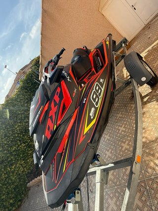 Moto de agua Sea-Doo RXP 300 RS