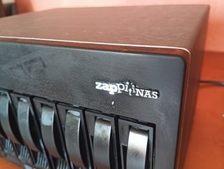 NAS Zappiti 8 bahías (BLURAY)
