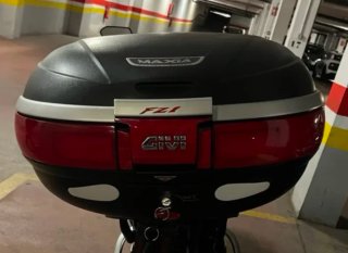 Baúl Givi V46 Negro 46L 2 Cascos