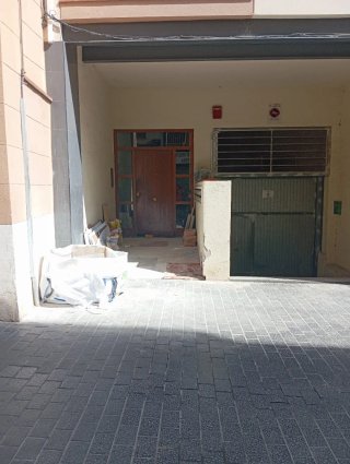 Se hacen reformas también pintamos casas pisos
