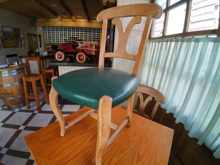 Sillas de Salón Madera y Cuero