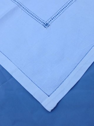 Tovaglietta vintage con inserto uncinetto