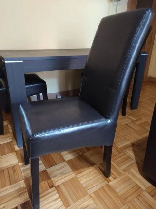 Mesa comedor y 4 sillas