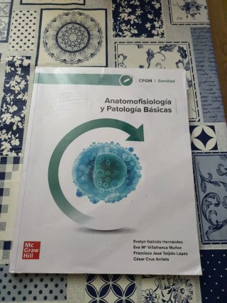 Lote de libros de 1° de farmacia grado medio