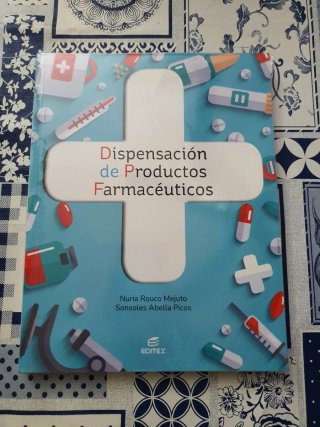 Lote de libros de 1° de farmacia grado medio