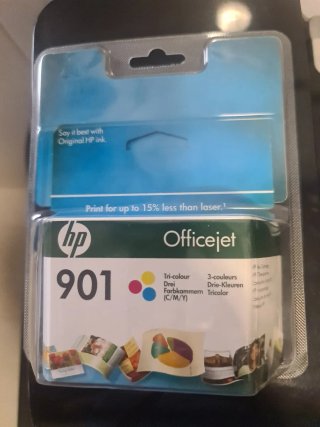 Impresora HP Officejet 4500 Wireless+cartucho colo