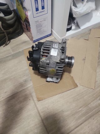 Alternador Valeo 14V 150A TG15C121 mercedes A,B,C