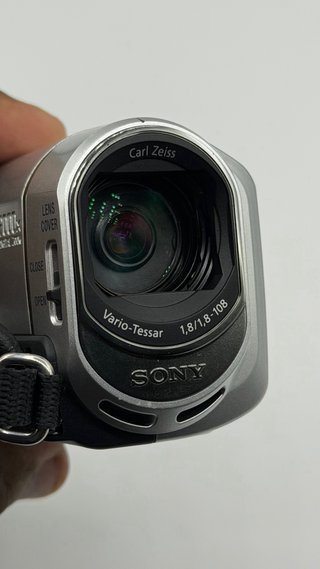 Sony Handycam DCR-SX30 60x Zoom