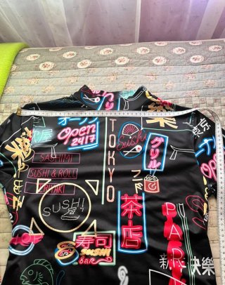 Body Shein negro estampado Tokyo Japón