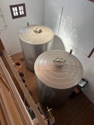 Maquinaria de Bodega - Tanques Acero Inoxidable