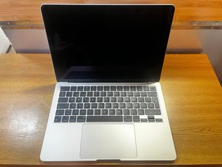 Maio 2026 Mac Air M2 24GB 1TB