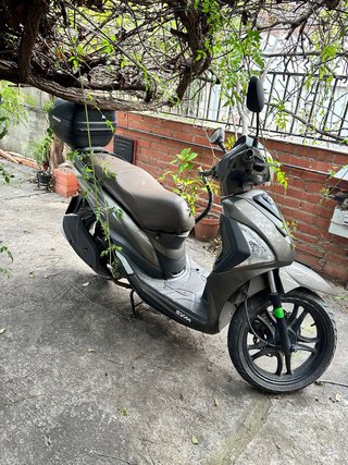 Moto SYM Symphony ST Gris 125