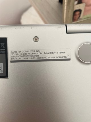 Portátil ASUS Plata