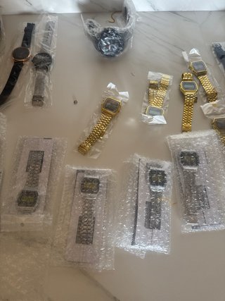 Pack de relojes import - 40 unidades aprox