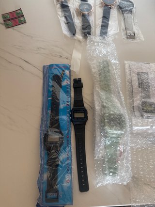 Pack de relojes import - 40 unidades aprox