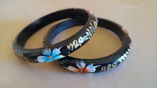 Pulseras madera pintadas a mano Bali.Precio Unidad