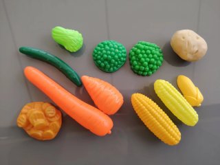 Set de alimentos de juguete.