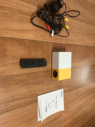 Proyector LED Vamvo Blanco y Amarillo
