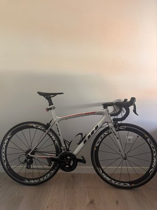 BH G5 montada en 105, Ruedas Mavic Cosmic