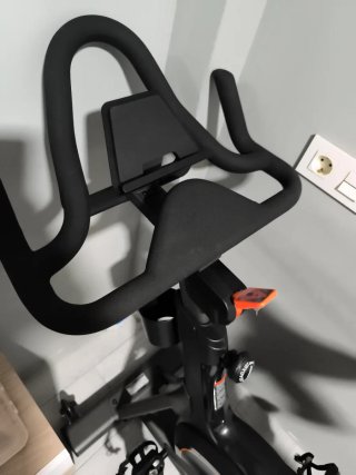 Bicicleta estática Basic Fit