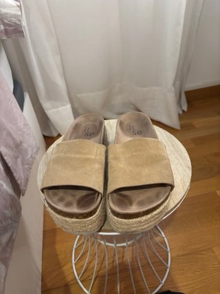 Sandalias de plataforma verano beige