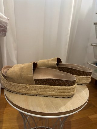 Sandalias de plataforma verano beige